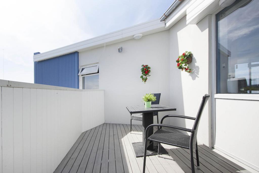 Thor Guesthouse - Skolavordustigur Reykjavík Dış mekan fotoğraf